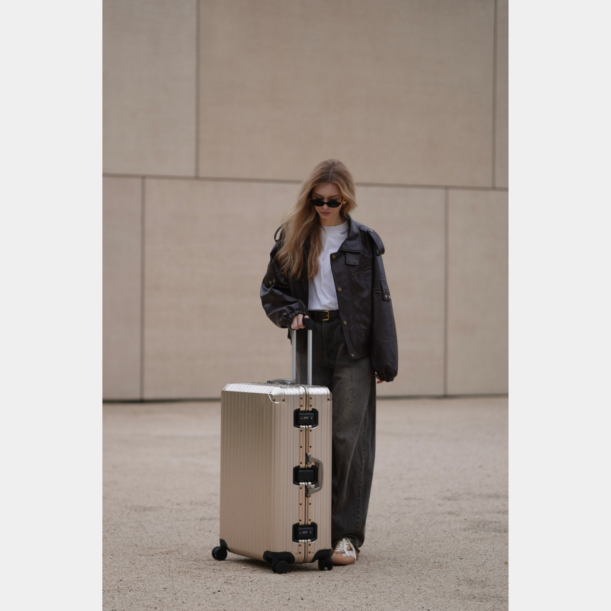 TREVA Aluminum Suitcase Champagne