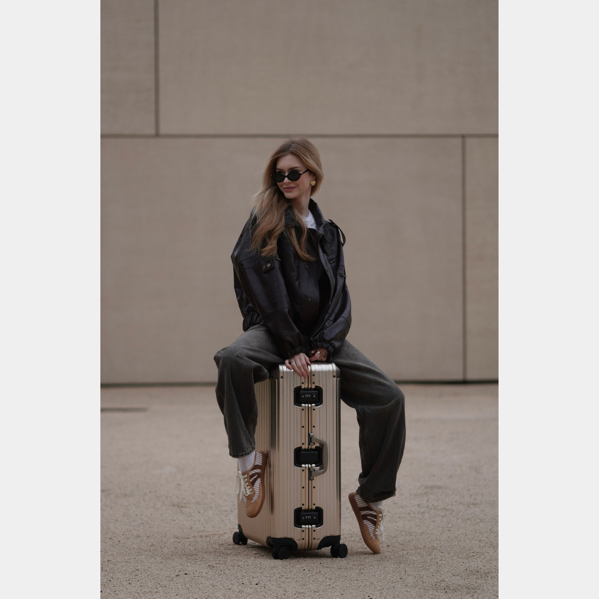 TREVA Aluminum Suitcase Champagne
