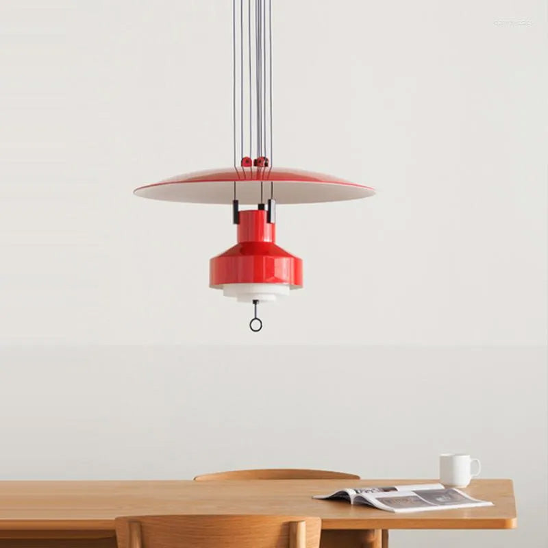 Saliscendi Pendant Light