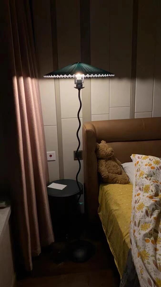 Squiggle Floor Lamp