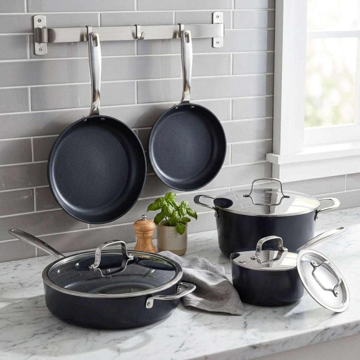12-Piece Cookware Set