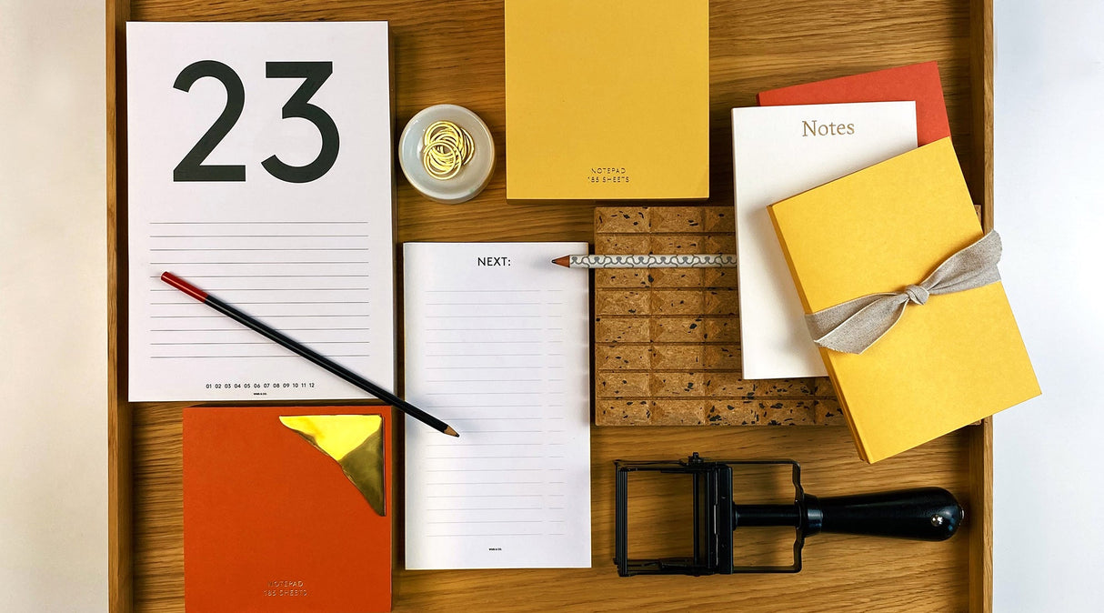 Colorpads: Red with gold edging