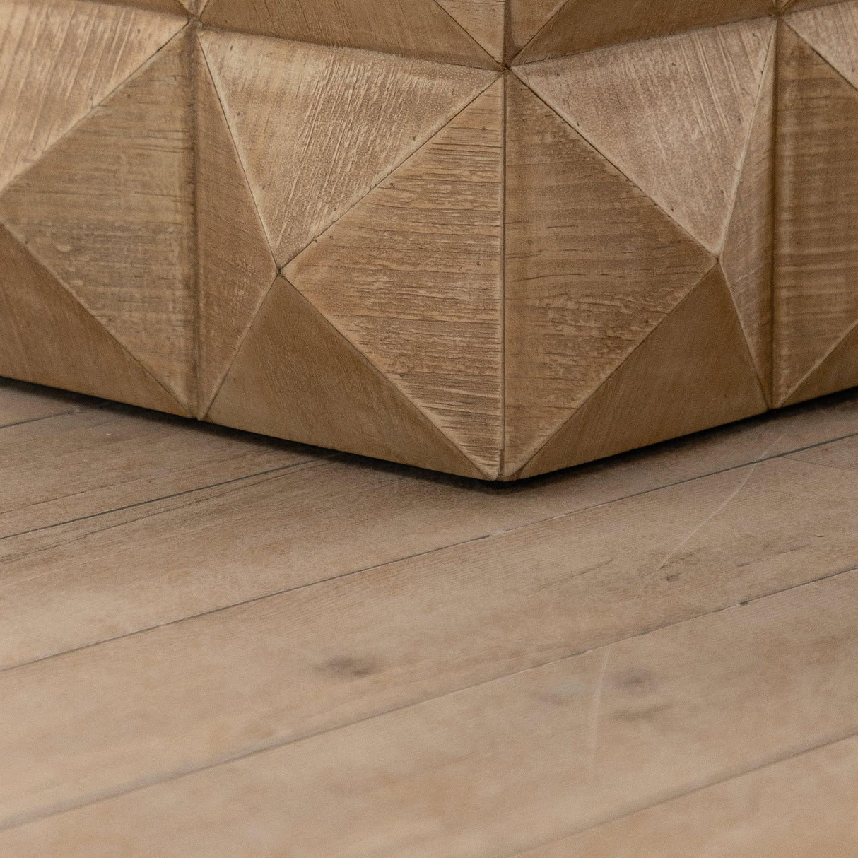 24" Height Three-dimensional Embossed Pattern Design Retro Coffee Table MDF Retro Furniture