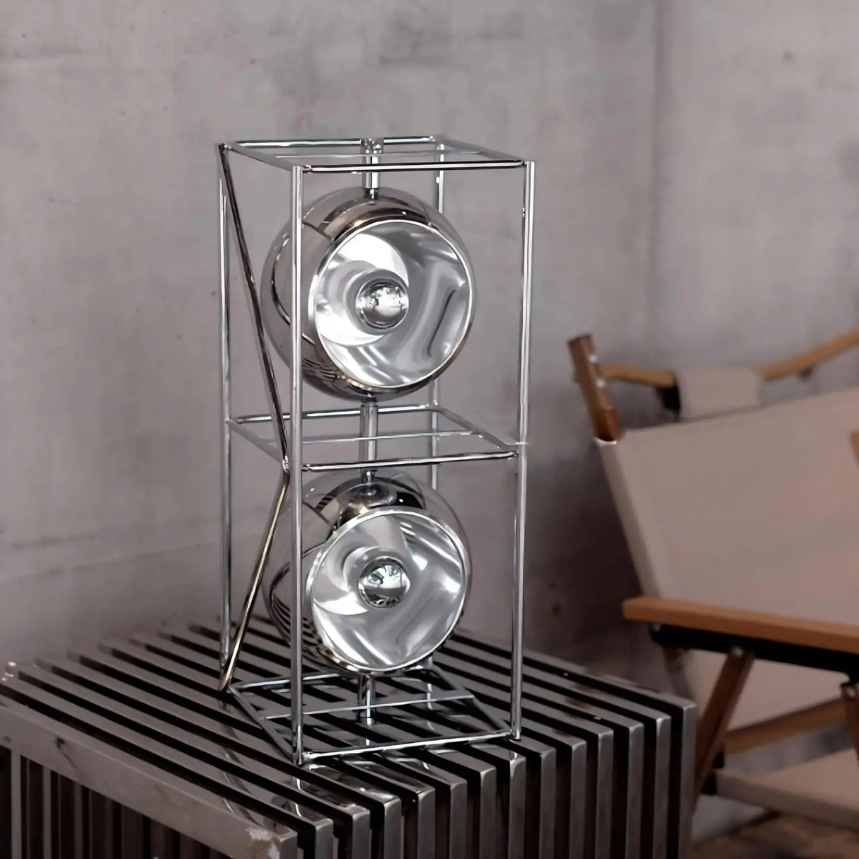 Chrome Spheres Bauhaus Lamp