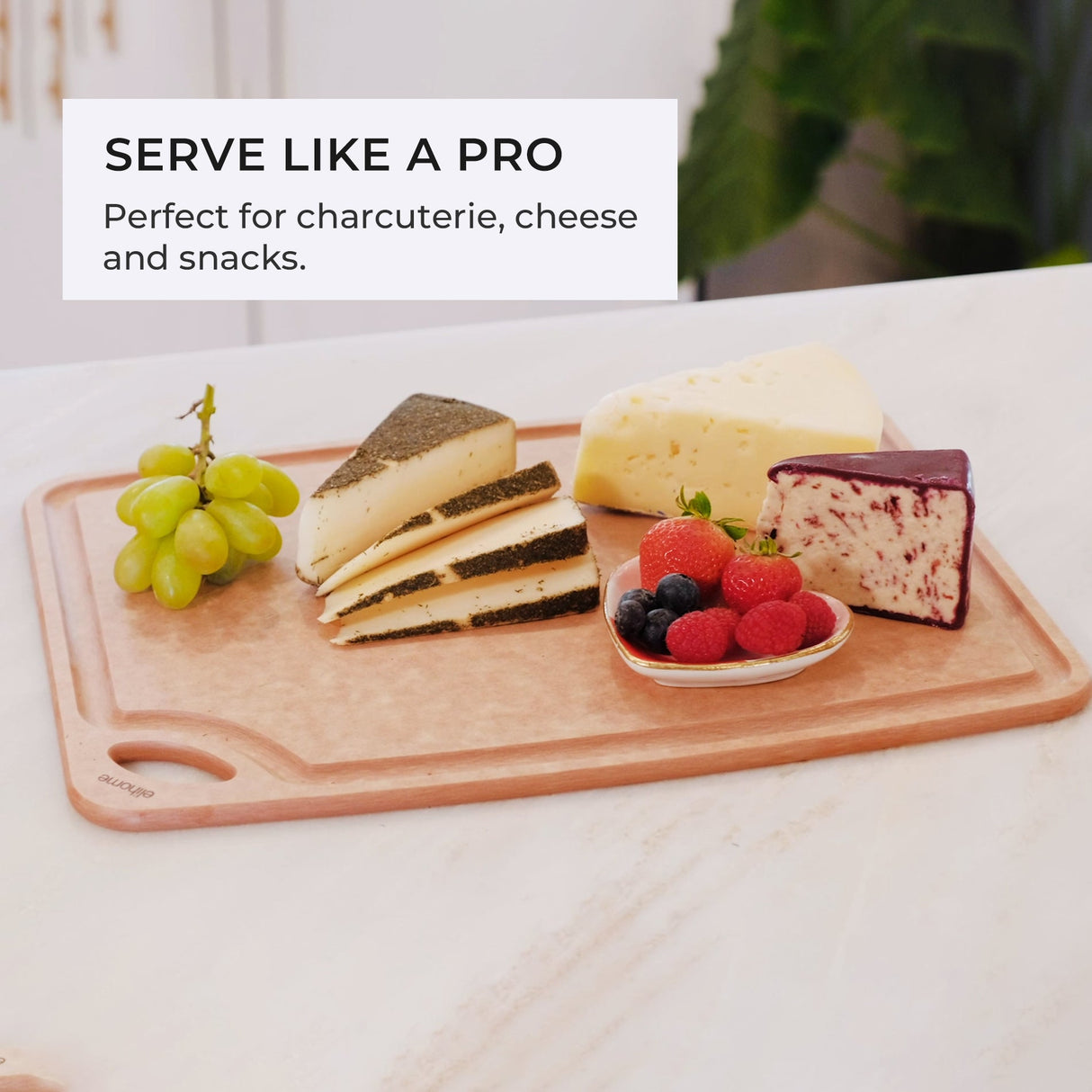 Classic Series 2-In-1 Set Cutting Board- 10 x 13 x 1/4 - Medium- (Black + Natural)