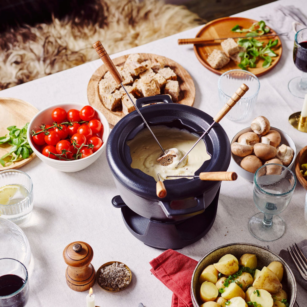 Fondue Set, 8-Piece, 2-Qt