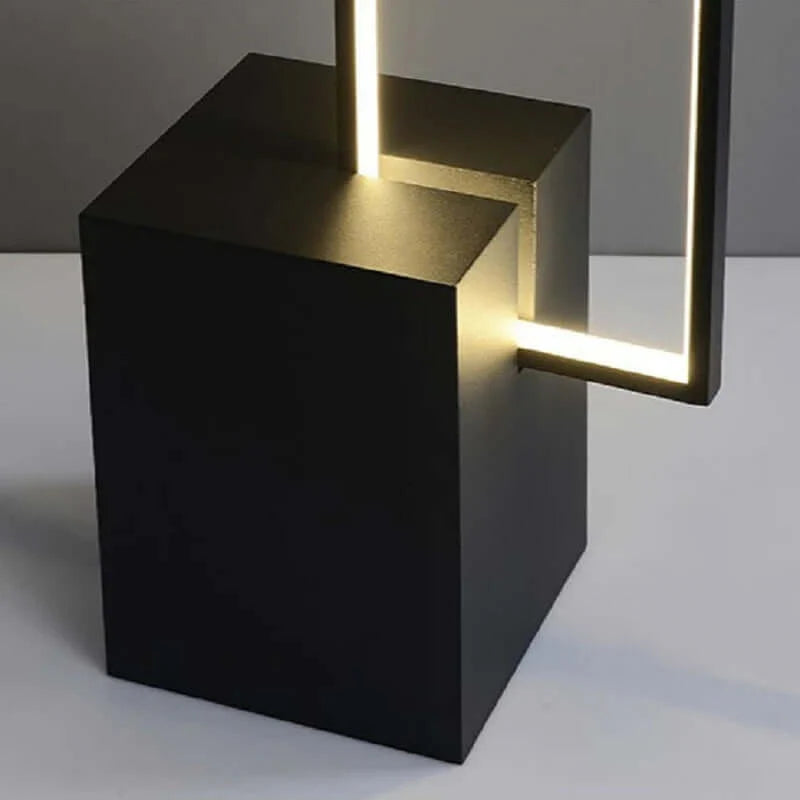Linea Floor Lamp