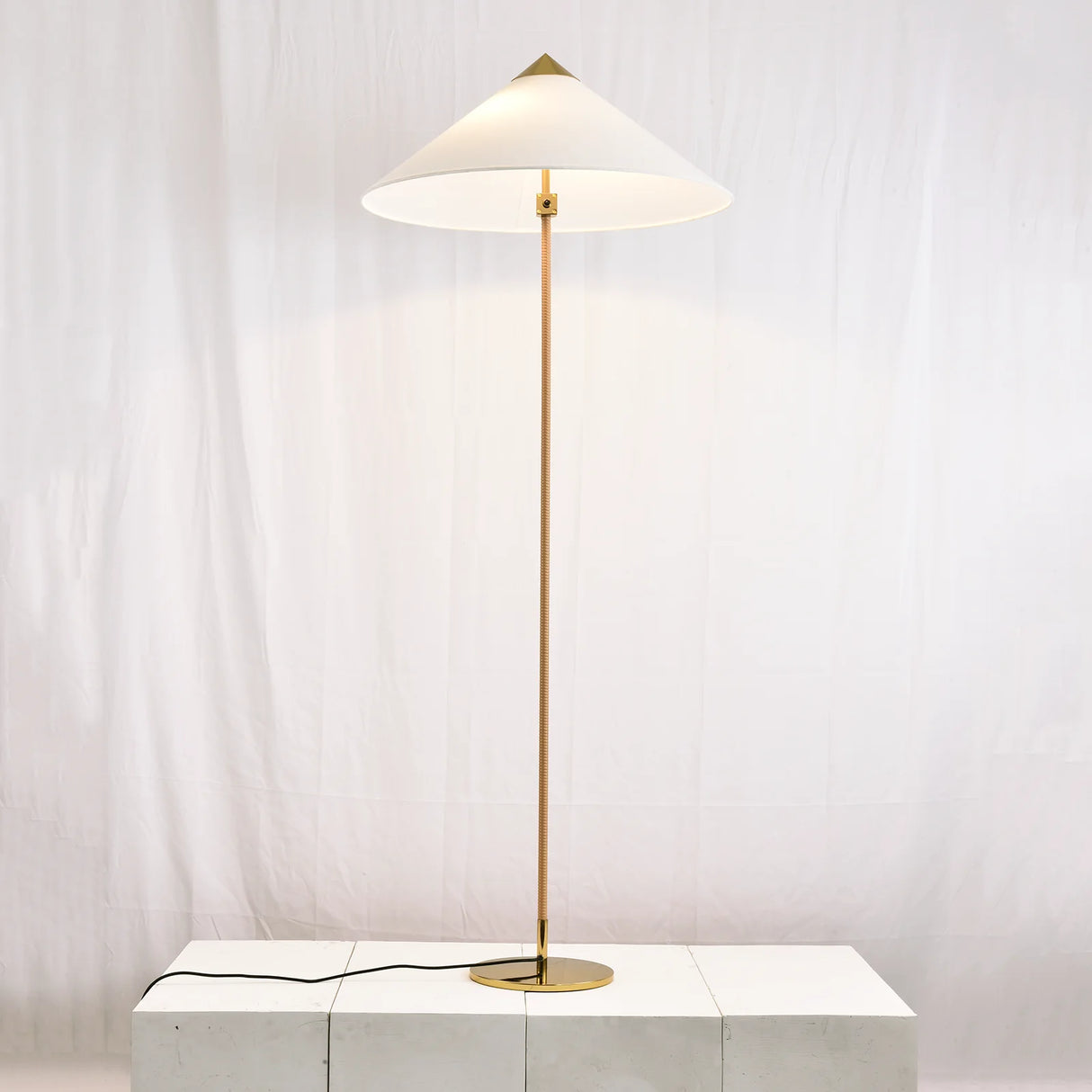 Umbrella 9602 Floor Lamp