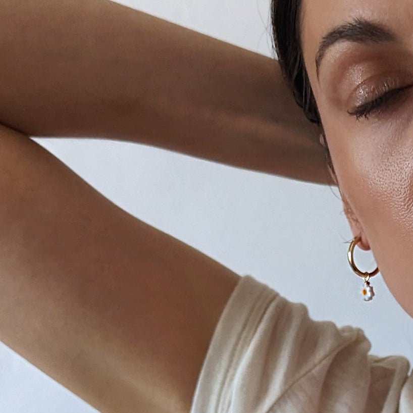 Charm Hoop Earrings | Daisies