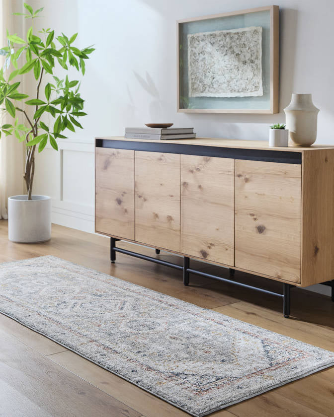 Leslieanne Traditional Medium Brown/Medium Gray Area Rug