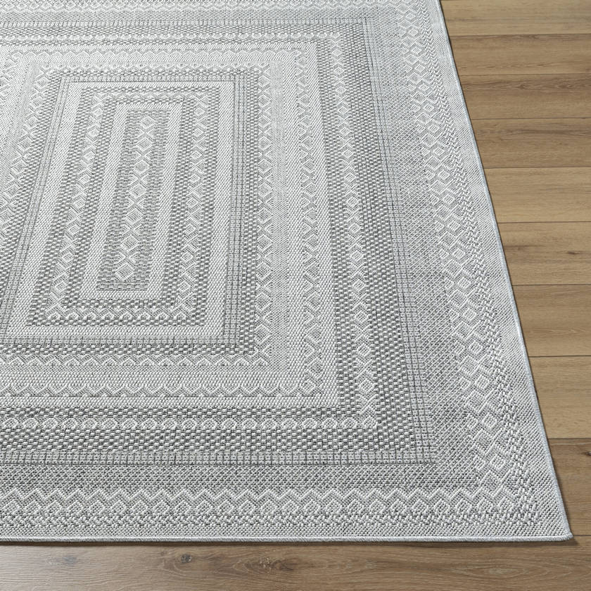 Vangie Cottage Medium Gray/White Area Rug