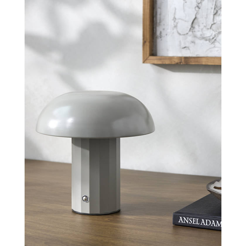 Saturnino Traditional Gray Table Lamp