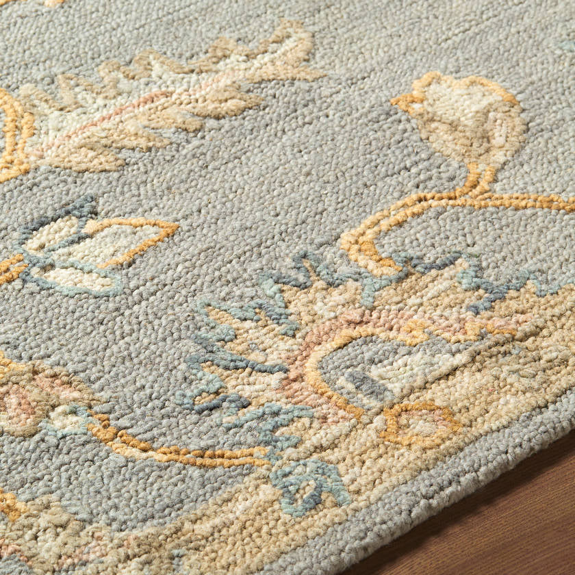 Asma Traditional Light Silver Area Rug