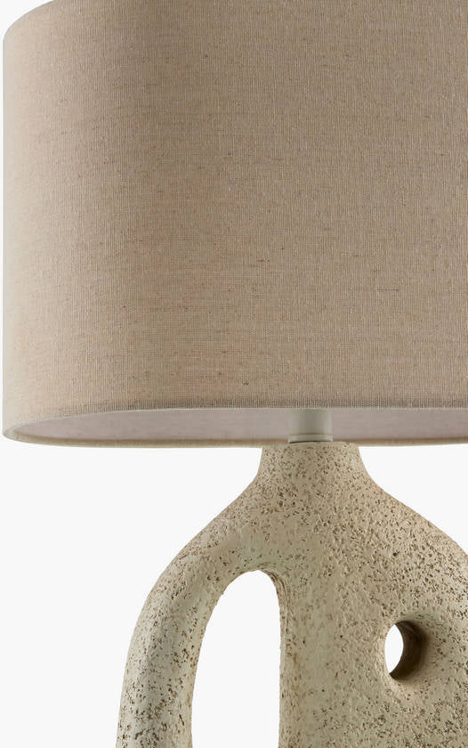Dyanne Traditional Cream/Wheat Table Lamp
