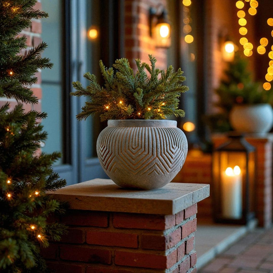 Linden Concrete Vessel in Rustic Umber, 8"D X 6"H