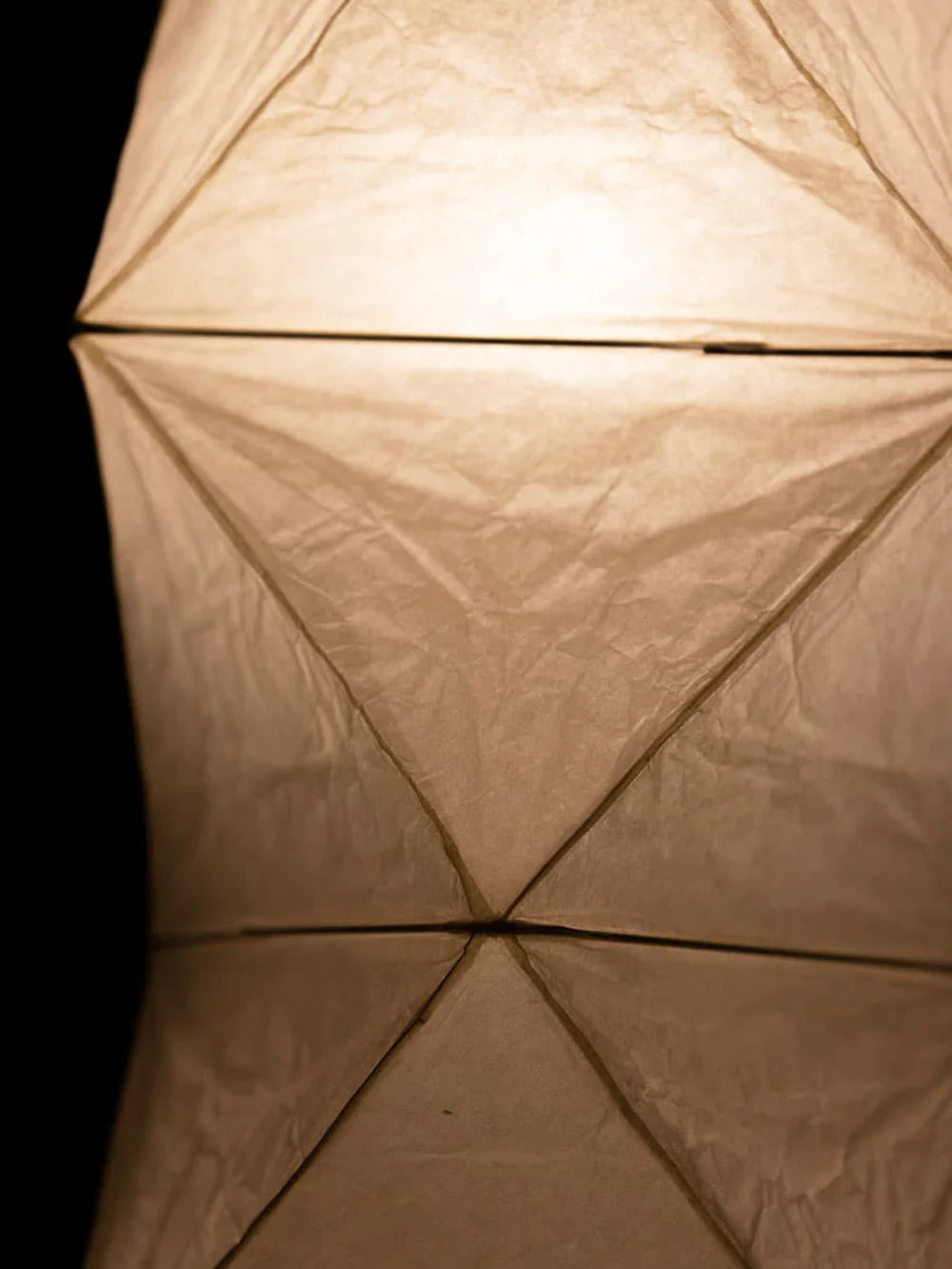 Akari L8 Pendant Light