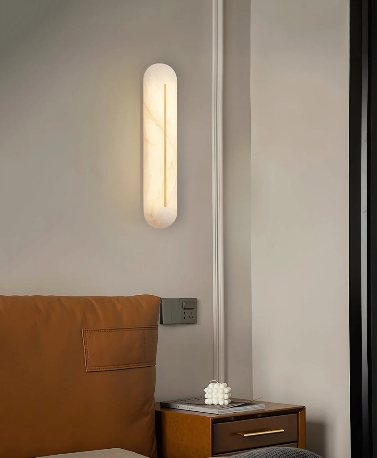 Alabaster Orbison Wall Lamp