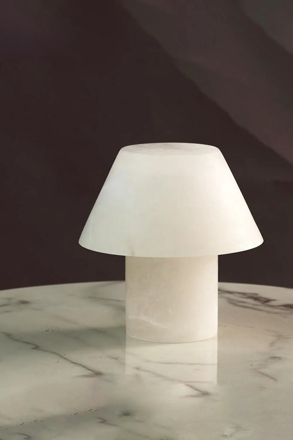 Alabaster Parachilna Petra Tapered Table Lamp