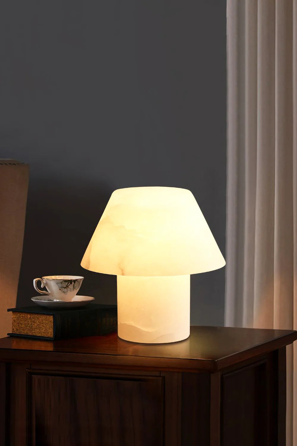 Alabaster Parachilna Petra Tapered Table Lamp