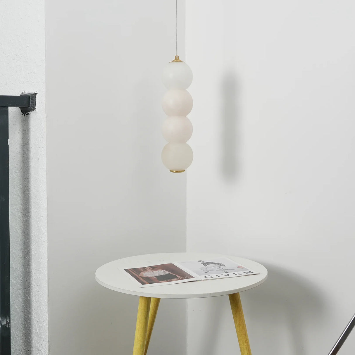 Alabaster Pearl Pendant Light