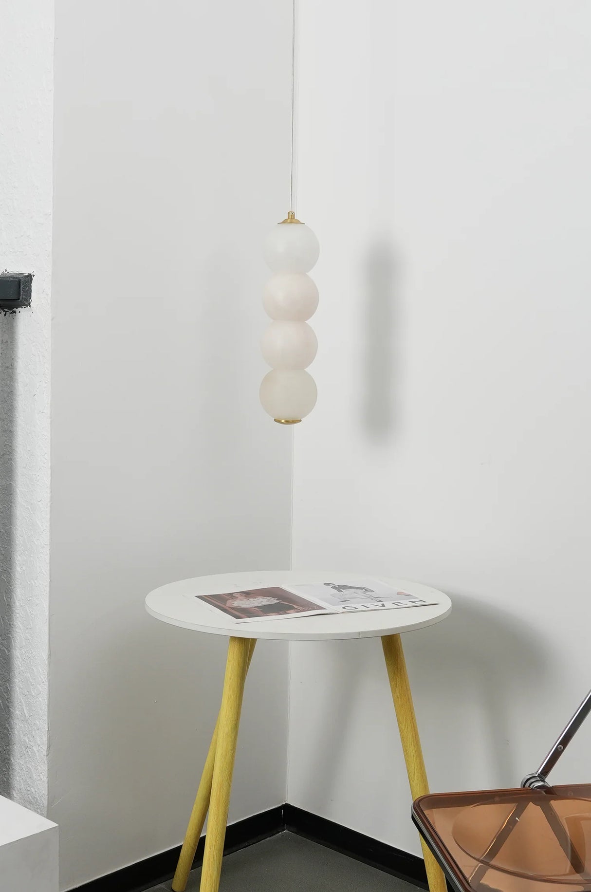Alabaster Pearl Pendant Light