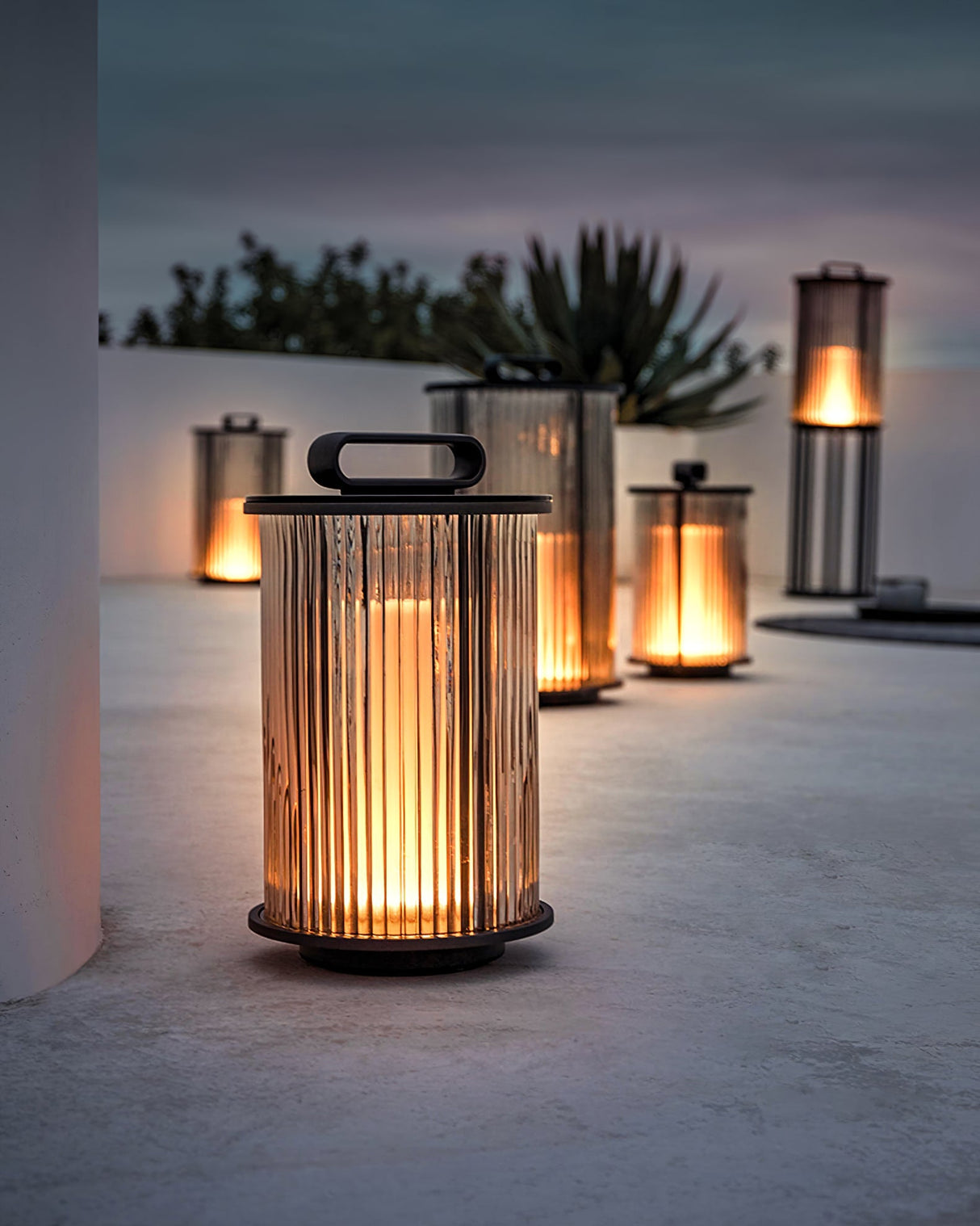 Ambient Line Lantern Garden Lights