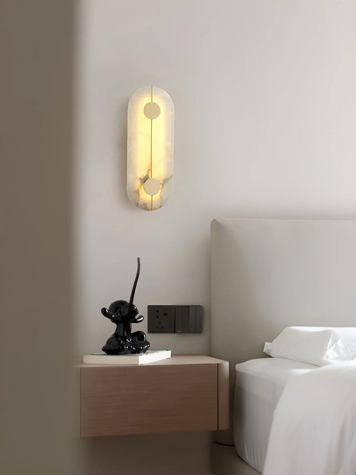 Artistic Brass Alabaster Wall Lamp