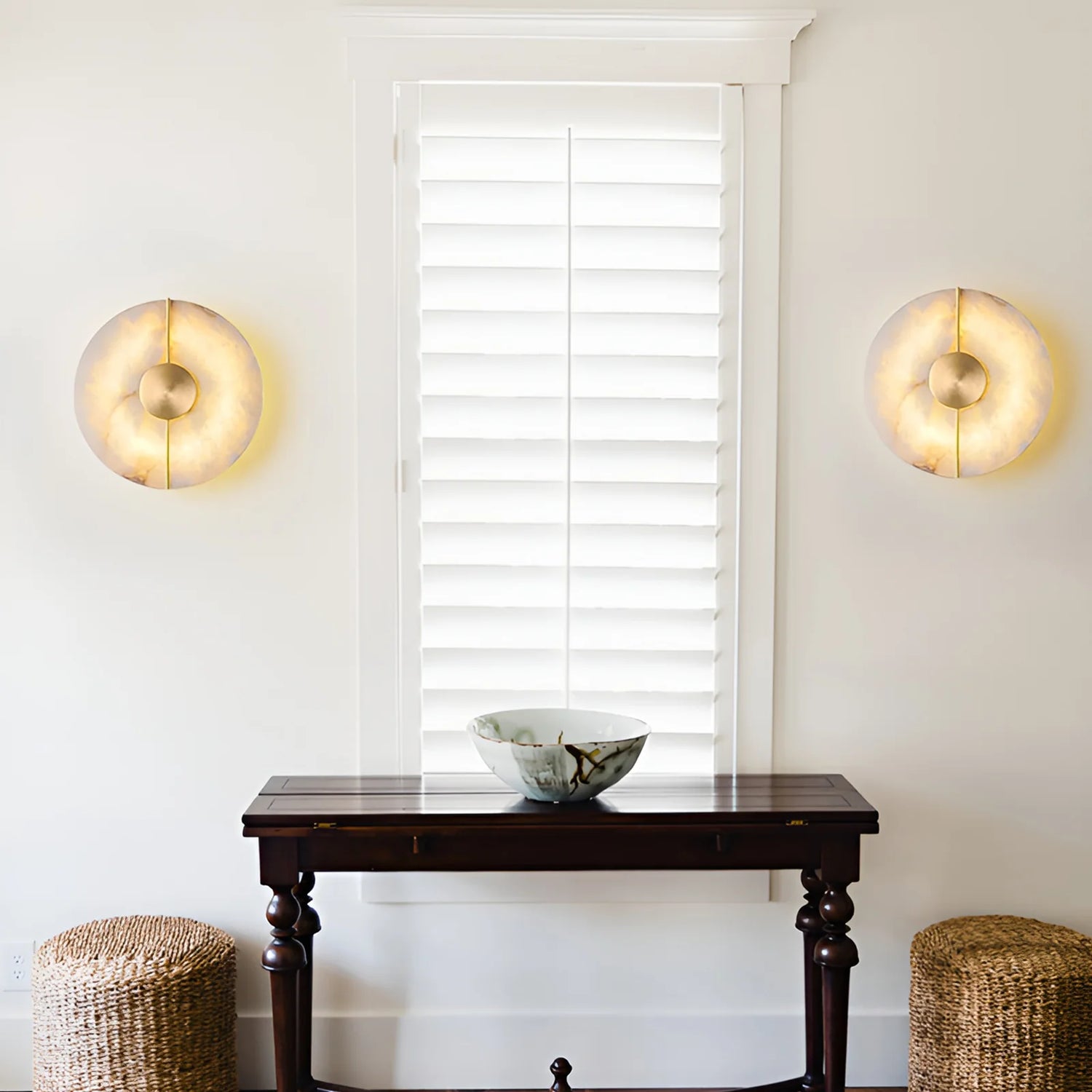 Artistic Brass Alabaster Wall Lamp