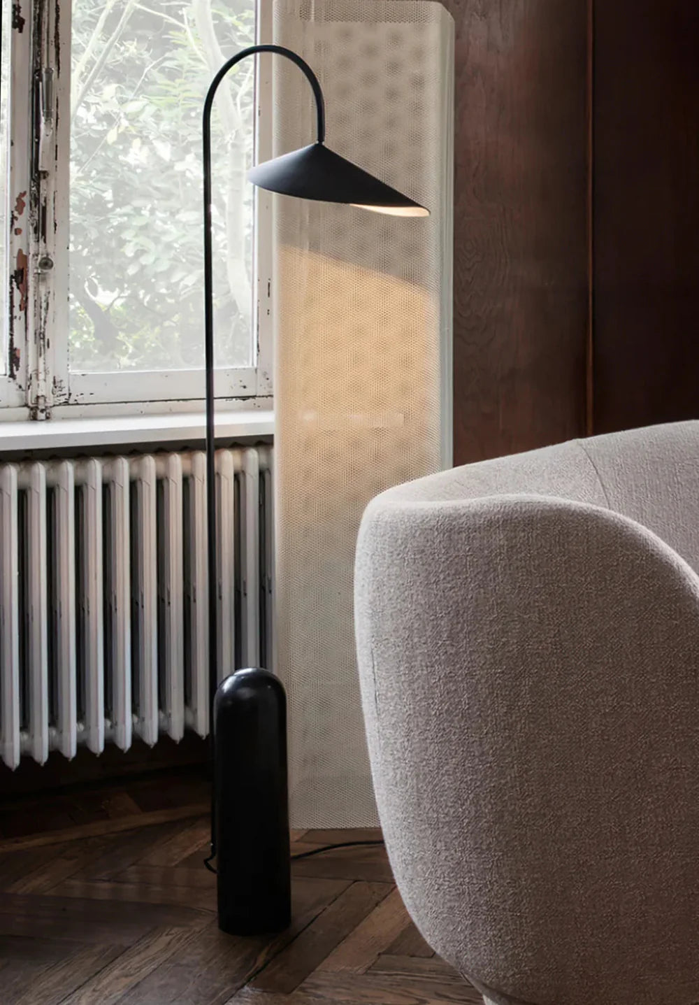 Arum Duckbill Floor Lamp