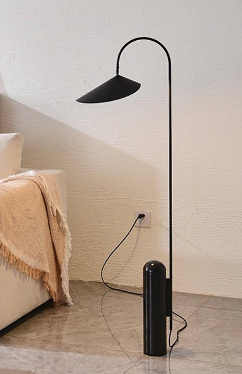 Arum Duckbill Floor Lamp