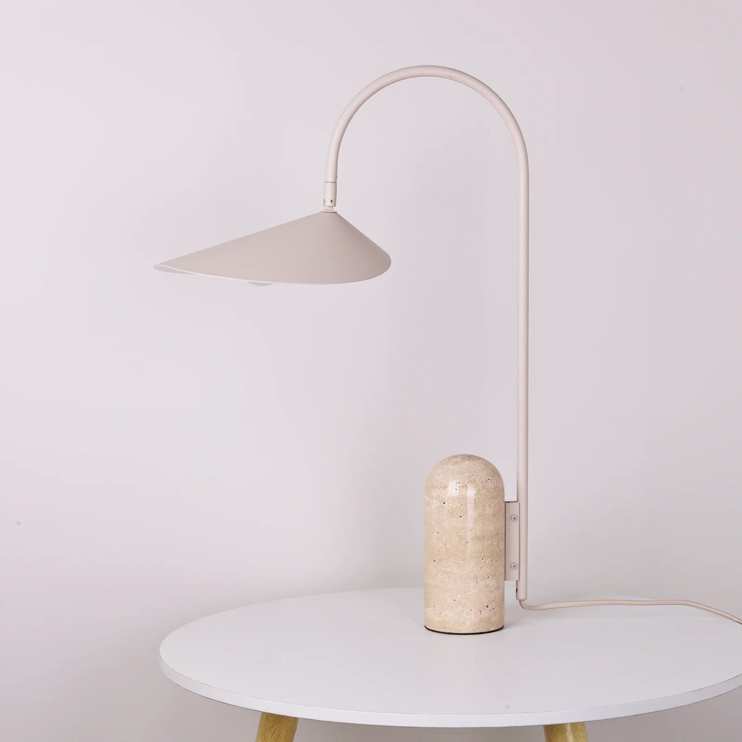 Arum Duckbill Table Lamp