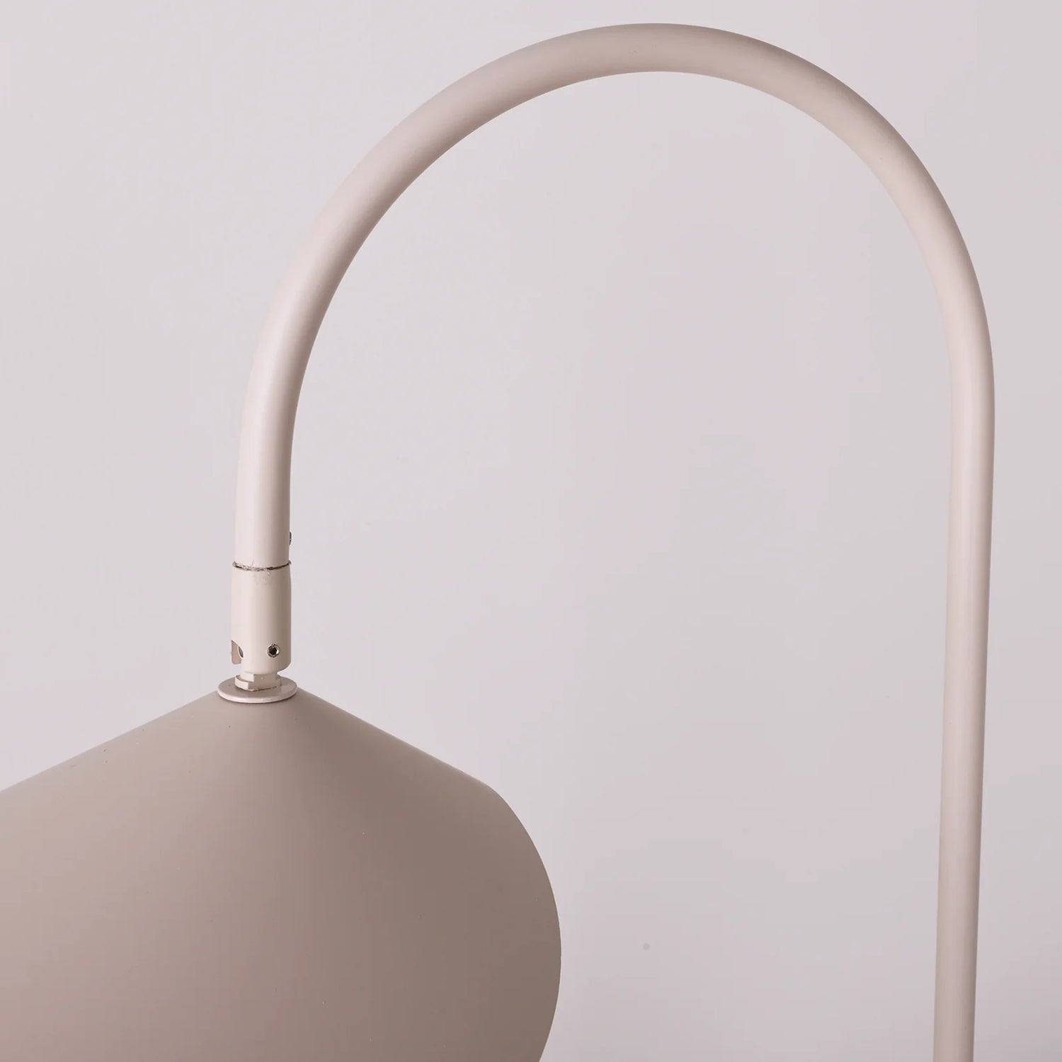 Arum Duckbill Table Lamp