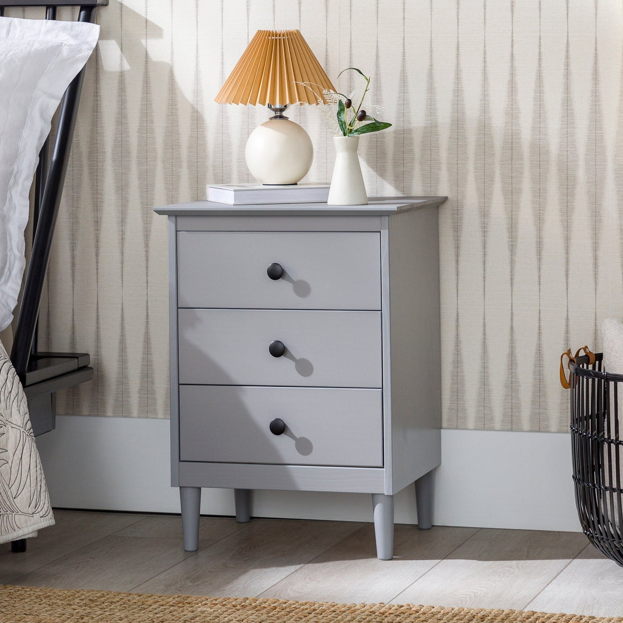 Spencer Solid Transitional Wood Nightstand