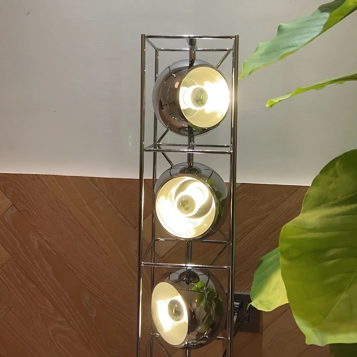 Chrome Spheres Bauhaus Lamp