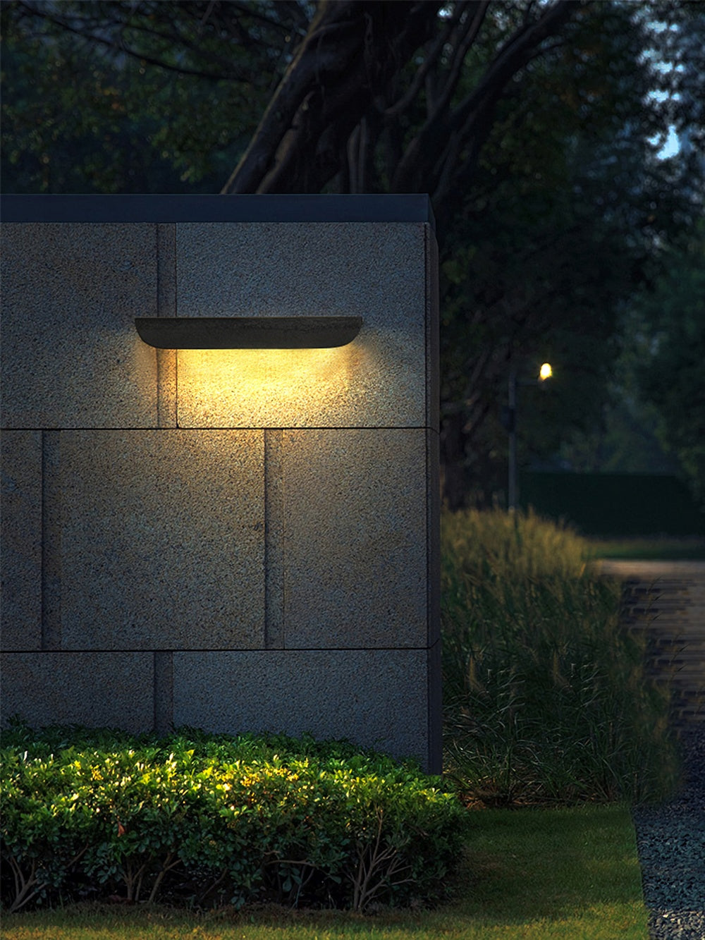 Bay Curved Garden Wall Light
