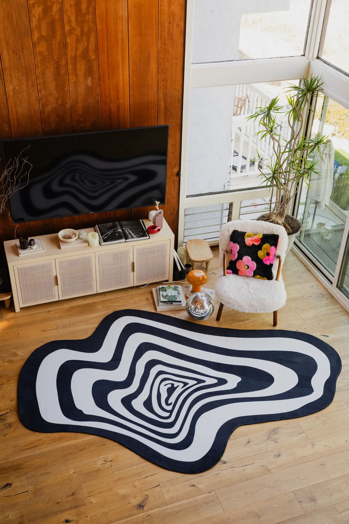 Black and White Vertigo Irregular Area Rug