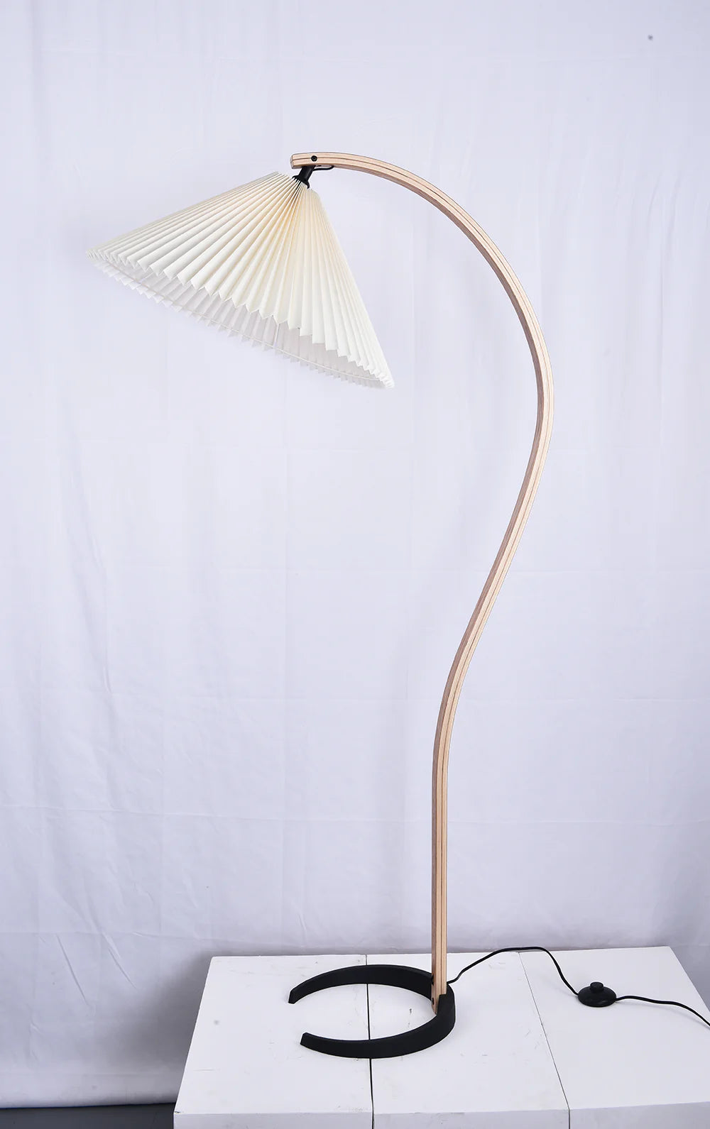 Caprani Wood Floor Lamp