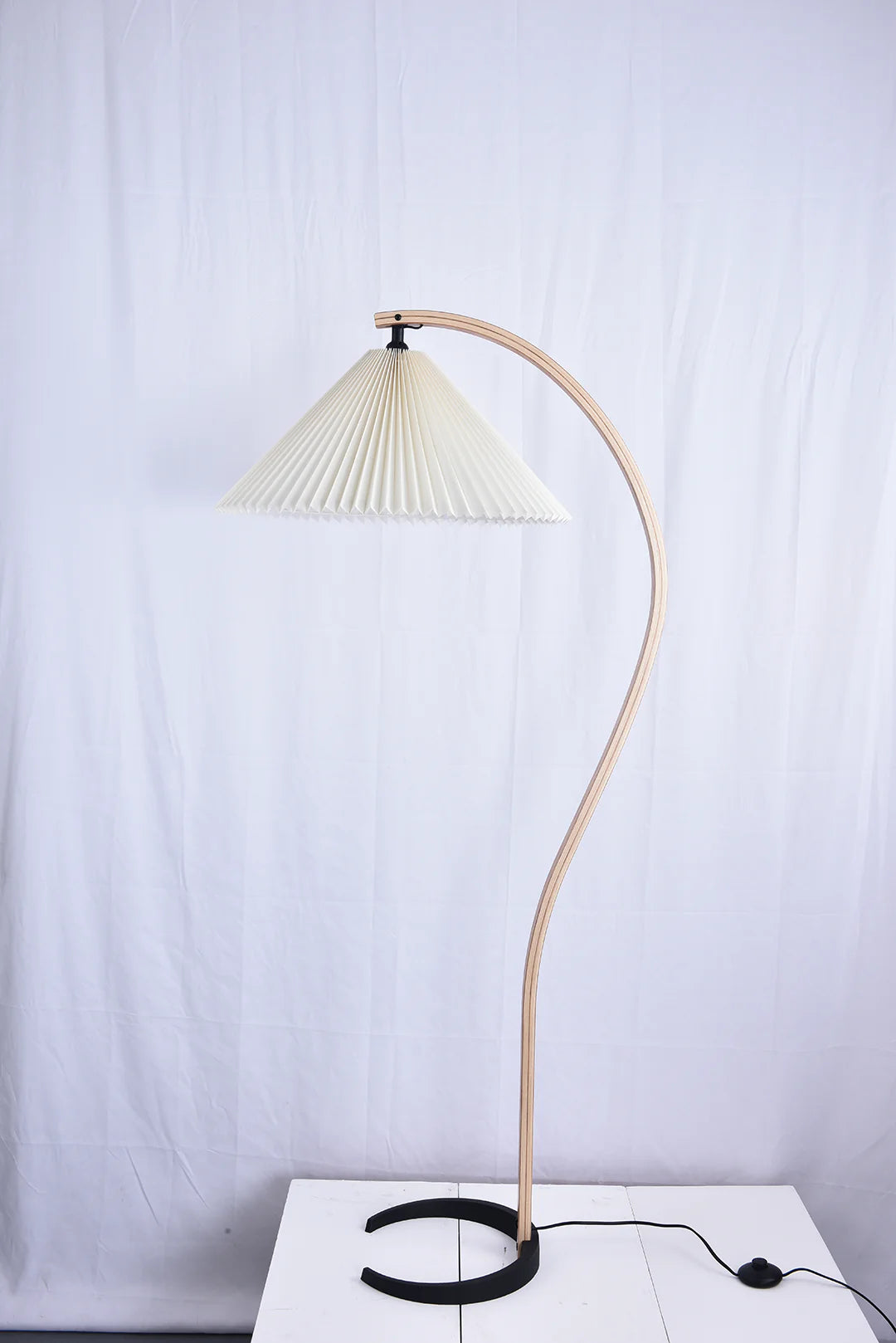 Caprani Wood Floor Lamp