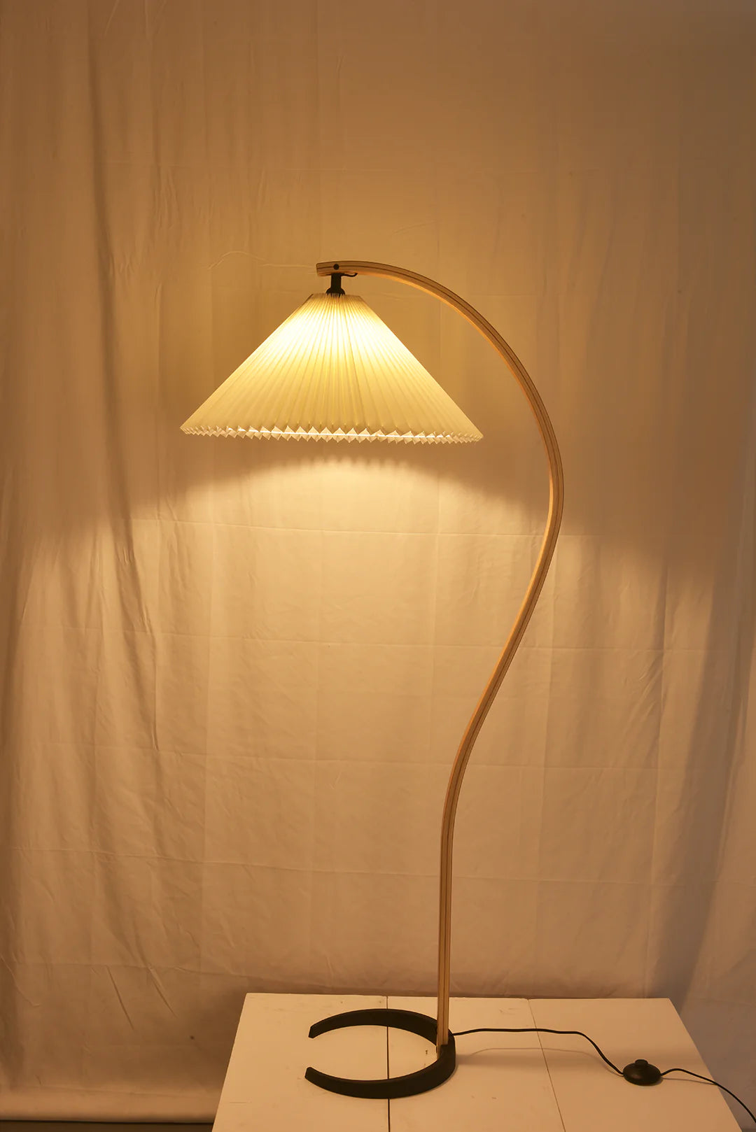 Caprani Wood Floor Lamp