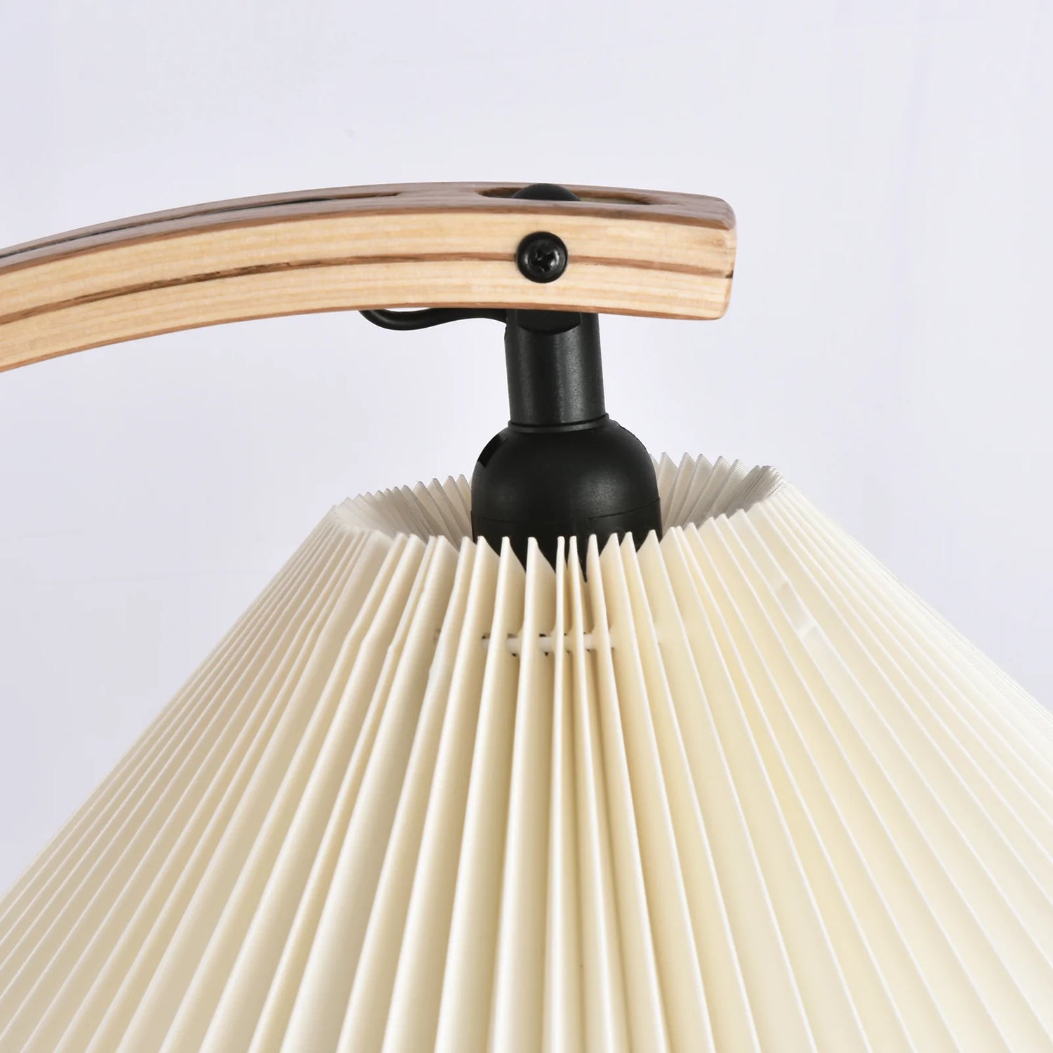 Caprani Wood Floor Lamp