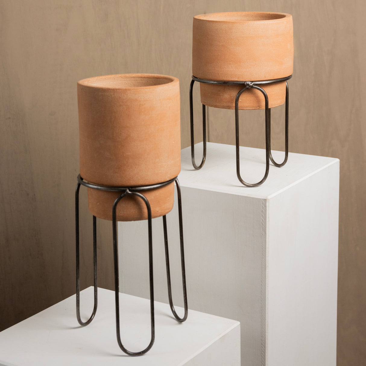 Jaro Short Terracotta Planter by MESO