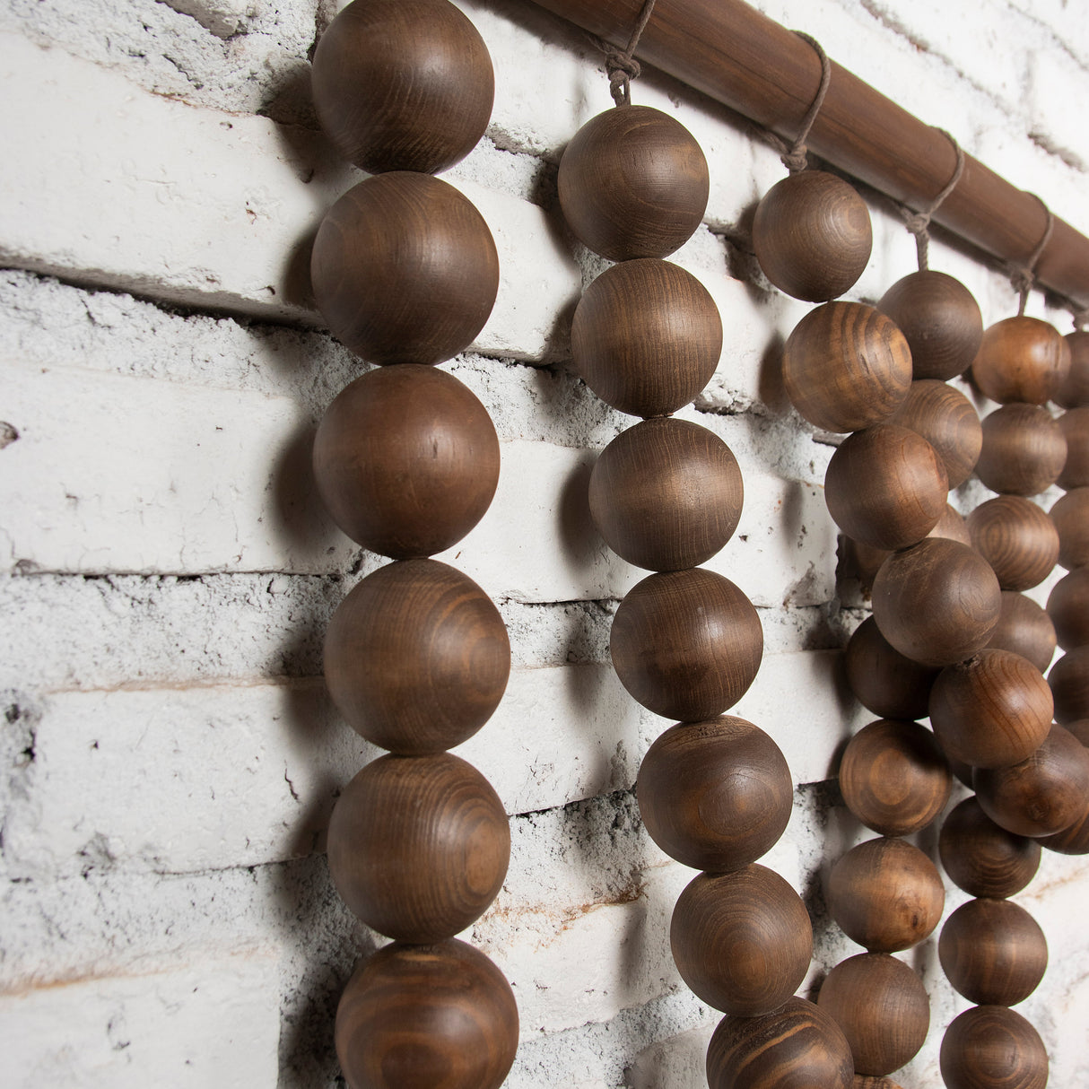 Guirnalda Wood Wall Art by Diego Olivero Studio
