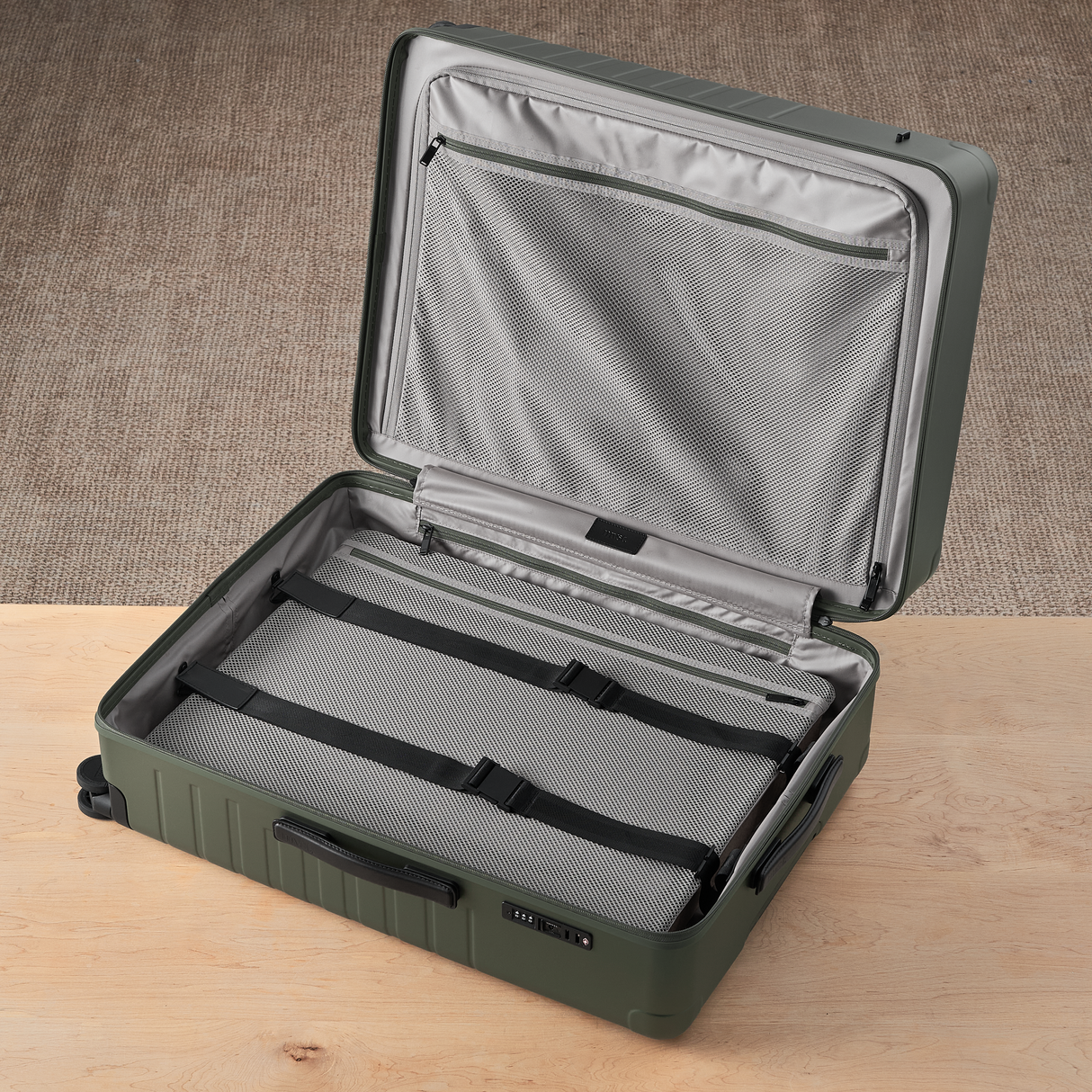 Essential Collection Suitcase Dark Olive Metallic