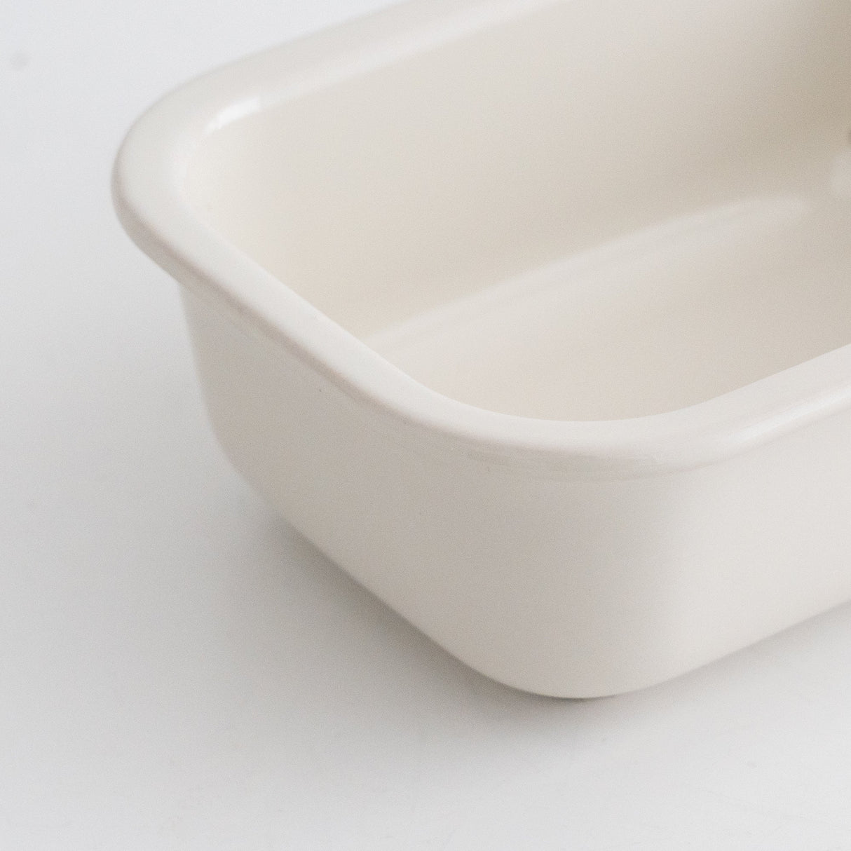 Stoneware Container - Cannoli Crème