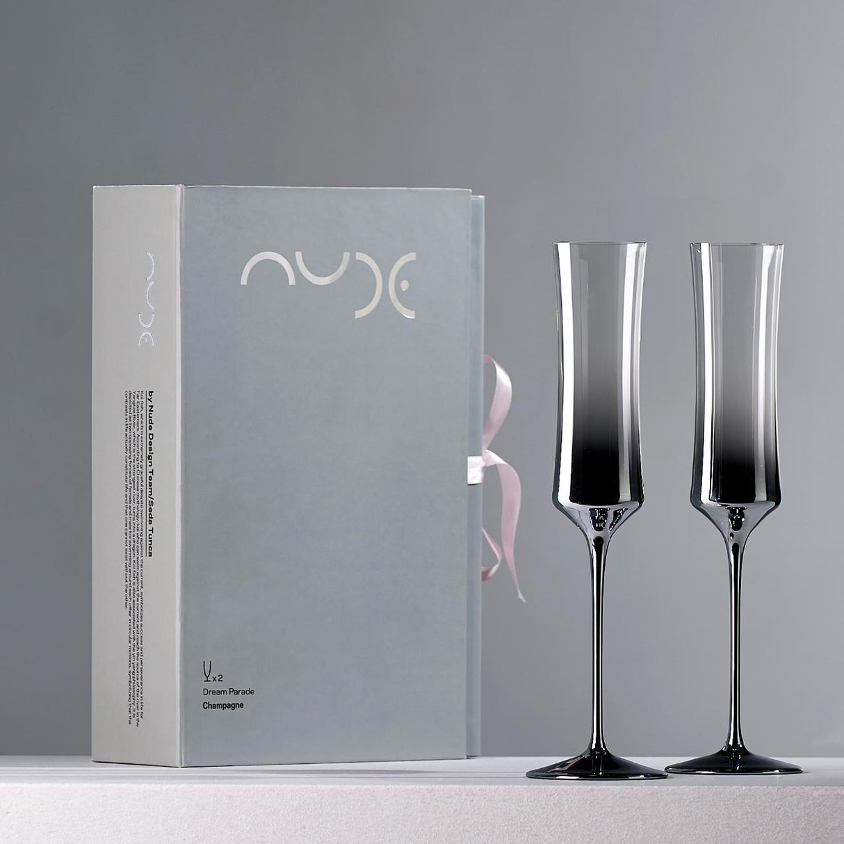 Dream Parade Set of 2 Champagne Glasses