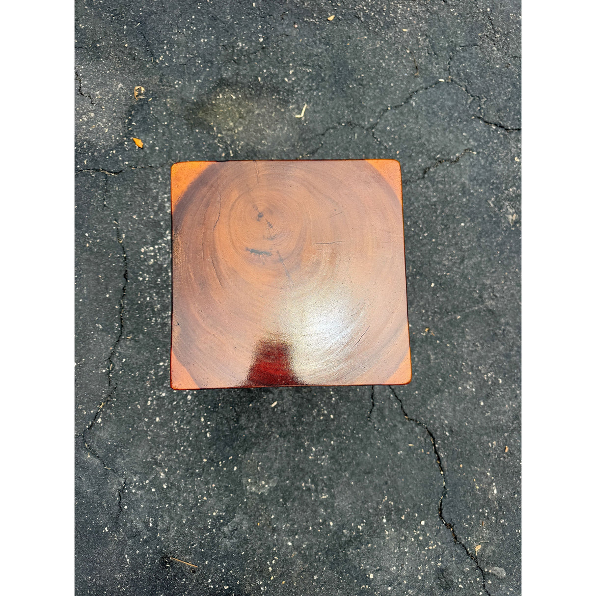 Suar Twist Style Stool