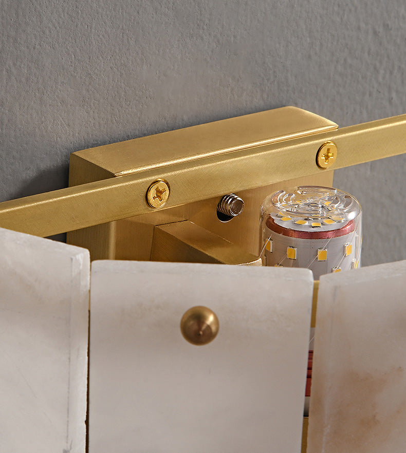 Eichholtz blason wall lamp