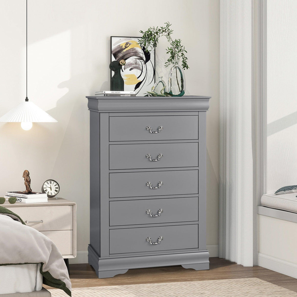 Transitional 5-Drawer 31.5 in. Wide Chest of Drawers with Bracket Feet