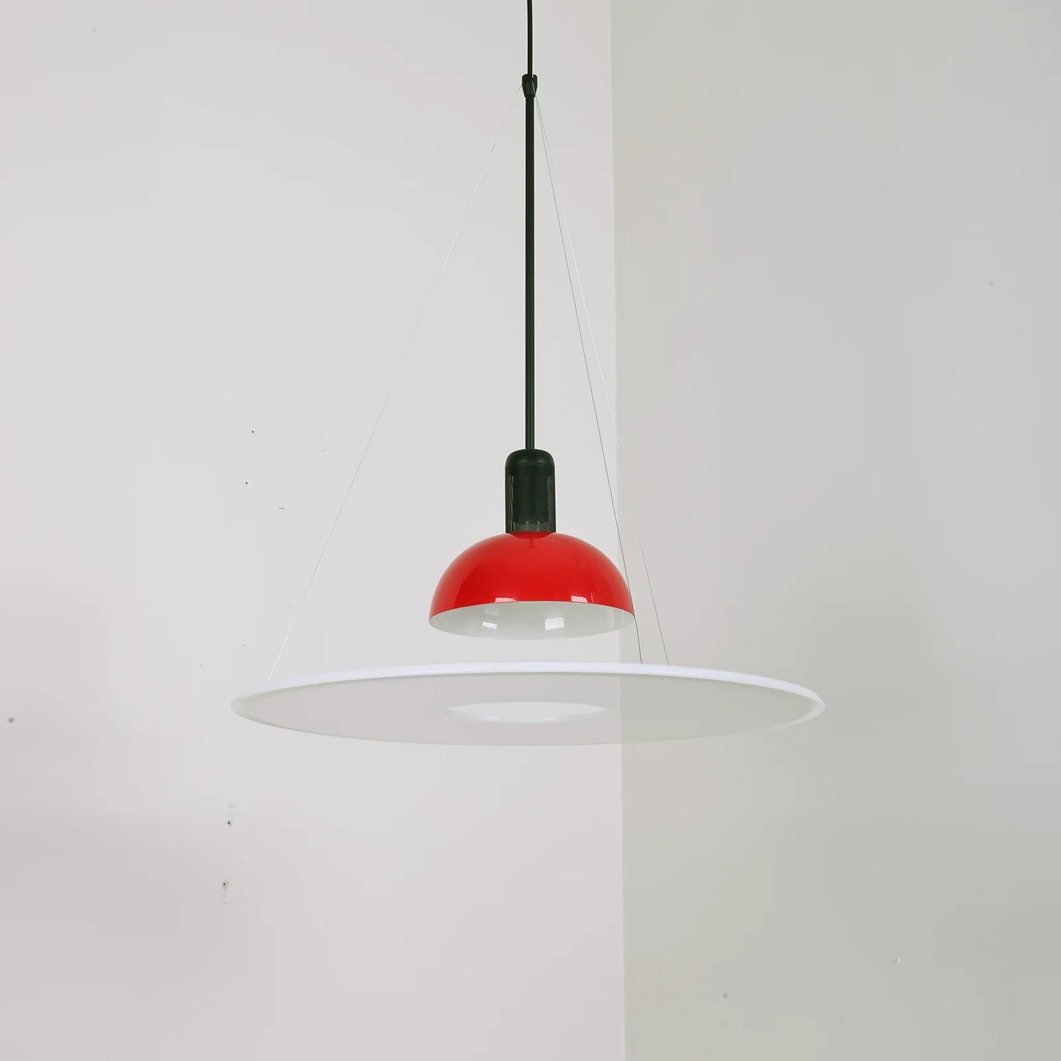 Frisbi Acrylic Disc Pendant Light