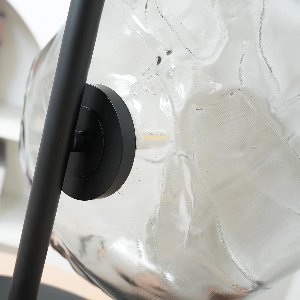 Glass Petals Table Lamp